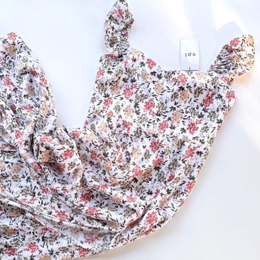 NWT O.P.T. Kourt Floral Midi Tiered Dress with Ruffle Straps Slit Smocked Back M